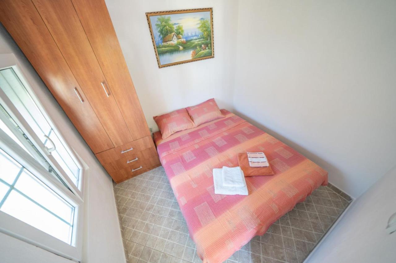 Apartments Zeko Donji Morinj Eksteriør billede