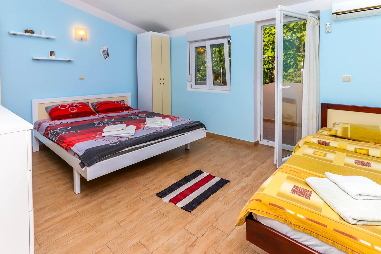 Apartments Zeko Donji Morinj Eksteriør billede